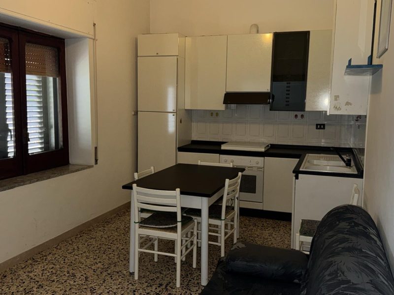 DUGENTA (BN) - 759 CASA INDIPENDENTE CON GIARDINO