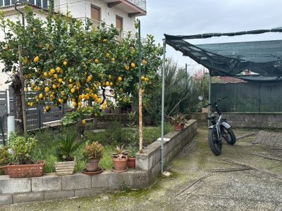 DUGENTA (BN) - 759 CASA INDIPENDENTE CON GIARDINO
