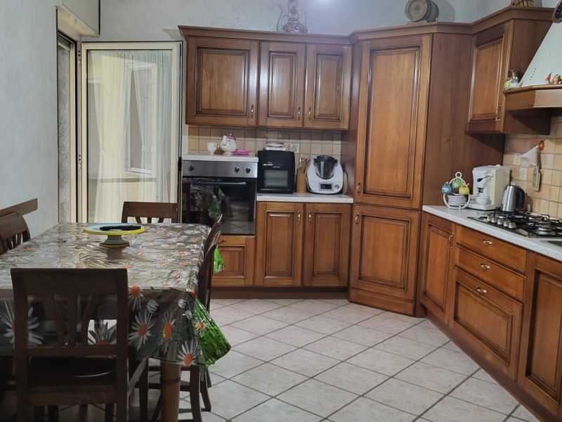 DUGENTA (BN) - 761 APPARTAMENTO AL PRIMO PIANO