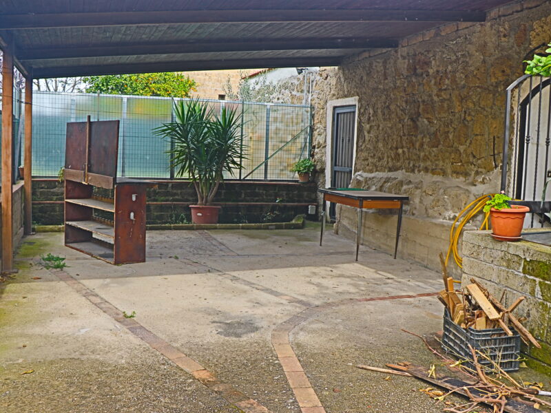 DUGENTA (BN) - 762 APPARTAMENTO IN ZONA CENTRALE