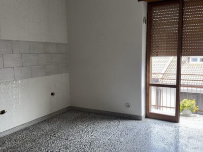 DUGENTA (BN) - 762 APPARTAMENTO IN ZONA CENTRALE