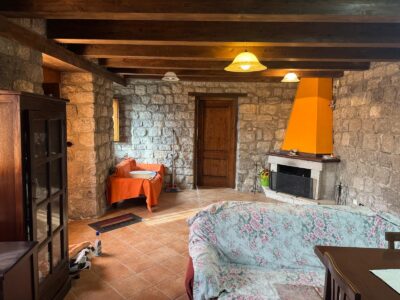 CAUTANO (BN) - 764 CASALE IN PIETRA VIVA CON TERRENO