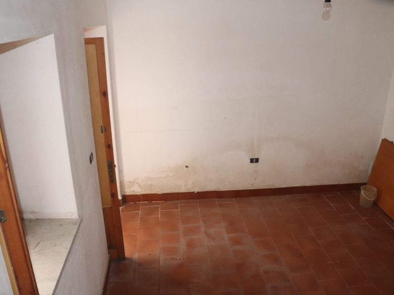 CASTEL CAMPAGNANO (CE) - 757 PALAZZOTTO NEL CENTRO STORICO