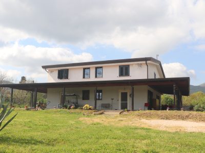 LIMATOLA (BN) - 755 SPLENDIDA VILLA DI NUOVA COSTRUZIONE