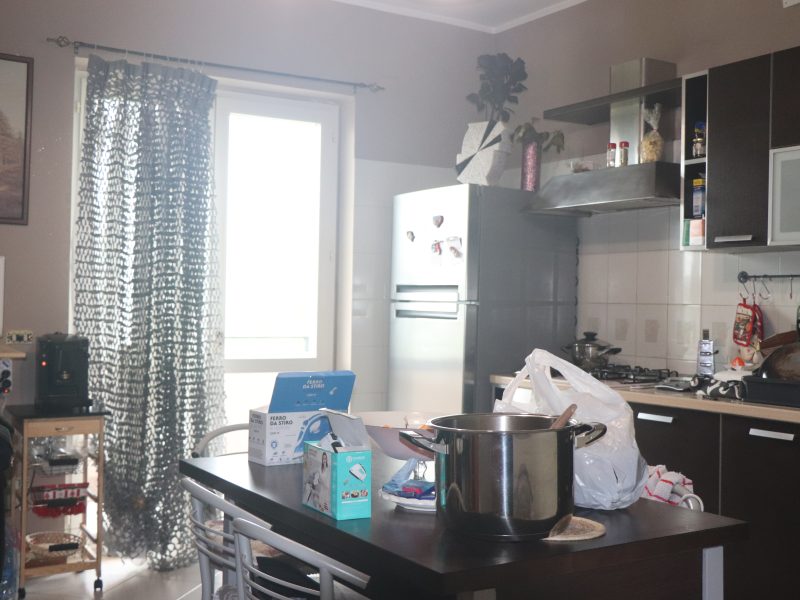 AMOROSI (BN) - 754 APPARTAMENTO IN PICCOLO PARCO, A POCHI PASSI DAL CENTRO