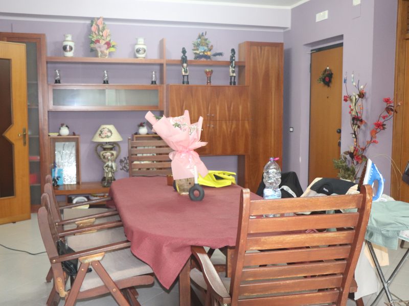 AMOROSI (BN) - 754 APPARTAMENTO IN PICCOLO PARCO, A POCHI PASSI DAL CENTRO