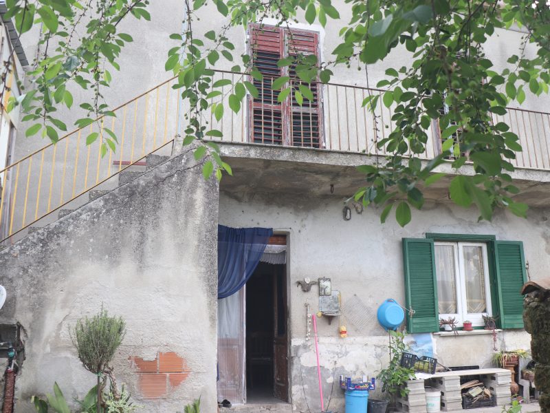 DUGENTA (BN) - 749 PORZIONE DI CASA INDIPENDENTE