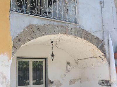 LIMATOLA (742) - PORZIONE DI CASA A DUE PASSI DAL CENTRO