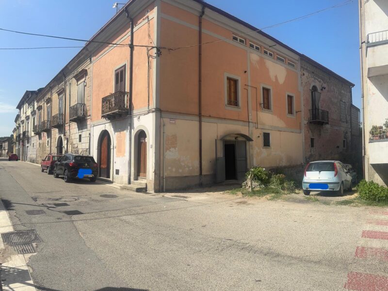 MELIZZANO (BN) - 816 PALAZZOTTO RISTRUTTURATO