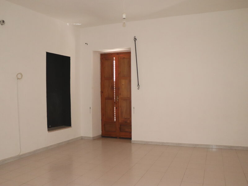 MELIZZANO (BN) - 816 PALAZZOTTO RISTRUTTURATO