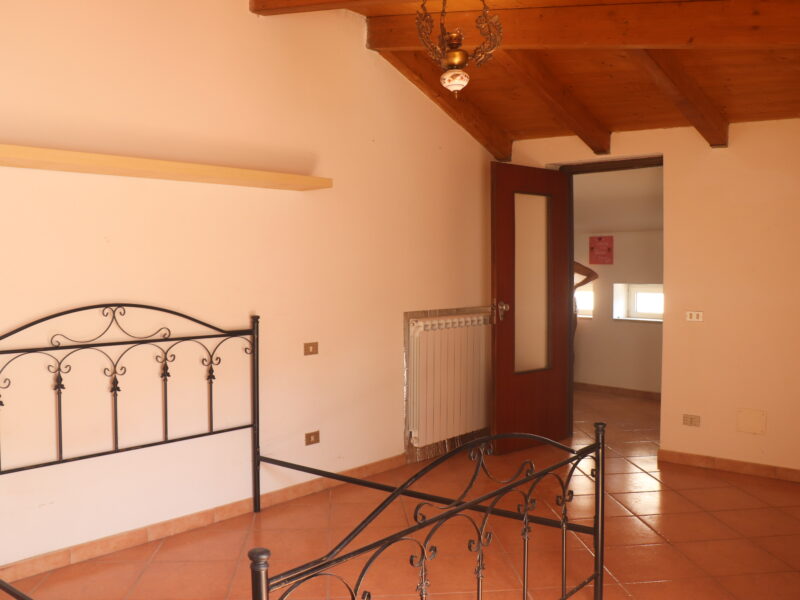 MELIZZANO (BN) - 816 PALAZZOTTO RISTRUTTURATO