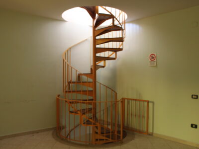 DUGENTA (BN) - 817 PALAZZOTTO IN ZONA CENTRALE