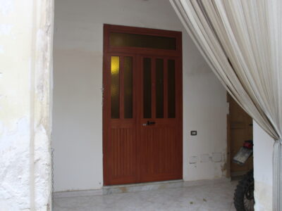 DUGENTA (BN) - 817 PALAZZOTTO IN ZONA CENTRALE