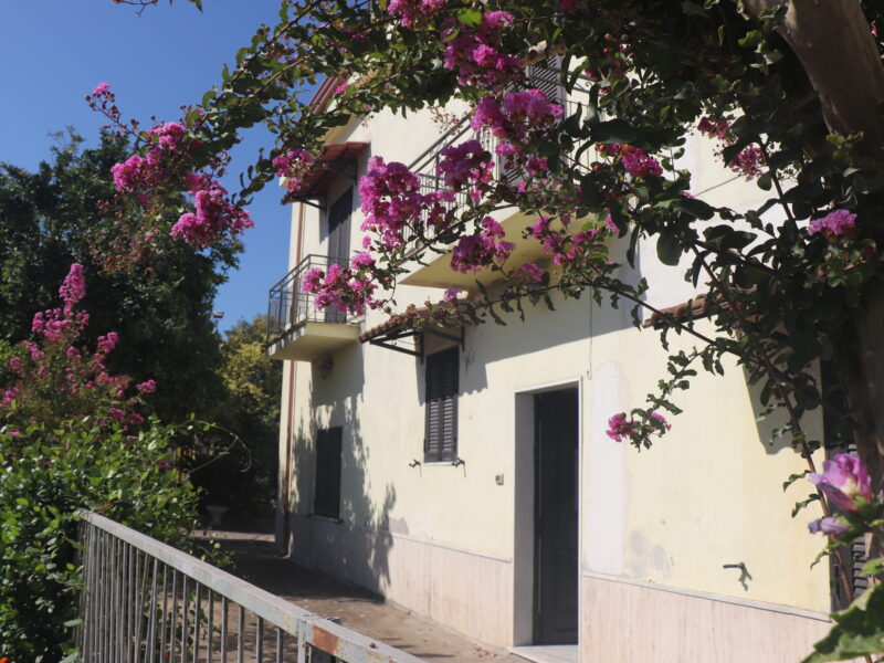 SANT'AGATA DE' GOTI (BN) - 993 ABITAZIONE INDIPENDENTE