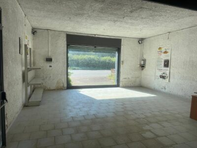 SANT'AGATA DE' GOTI (BN) - 994 LOCALE COMMERCIALE E CAPANNONE