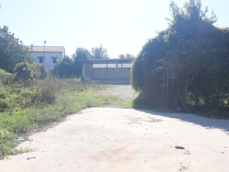 SANT'AGATA DE' GOTI (BN) - 994 LOCALE COMMERCIALE E CAPANNONE