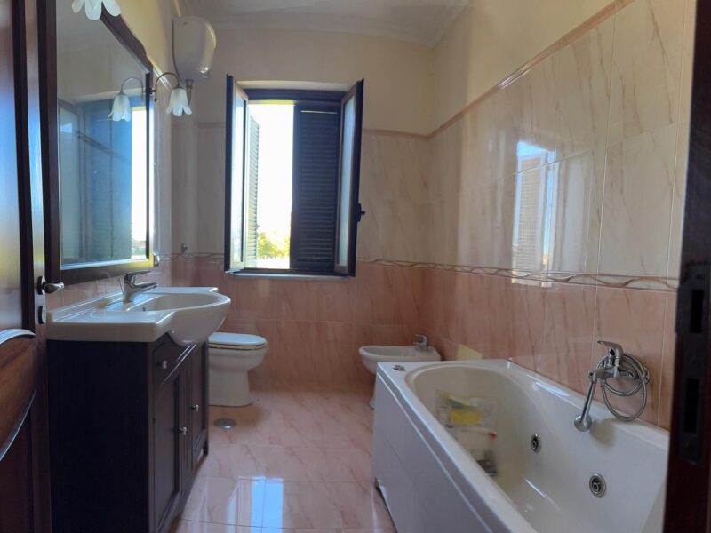 DUGENTA (BN) - 991 VILLA DI NUOVA COSTRUZIONE