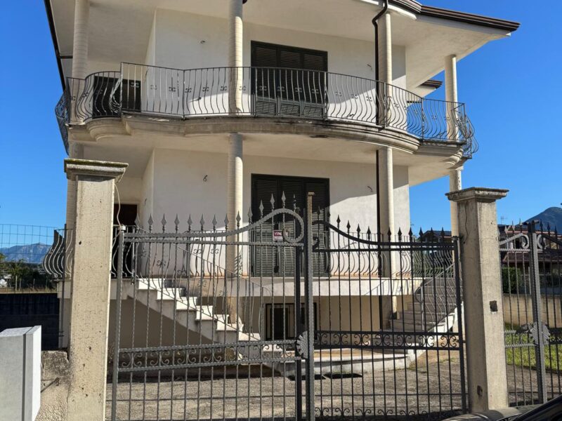 DUGENTA (BN) - 991 VILLA DI NUOVA COSTRUZIONE