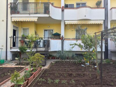 DUGENTA (BN) - 132 APPARTAMENTO CON GIARDINO