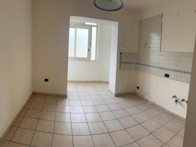 LIMATOLA (BN) - 48 APPARTAMENTO AL PRIMO PIANO