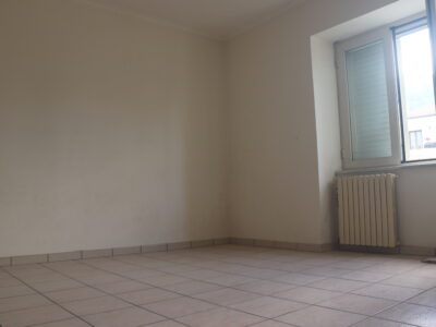 LIMATOLA (BN) - 48 APPARTAMENTO AL PRIMO PIANO