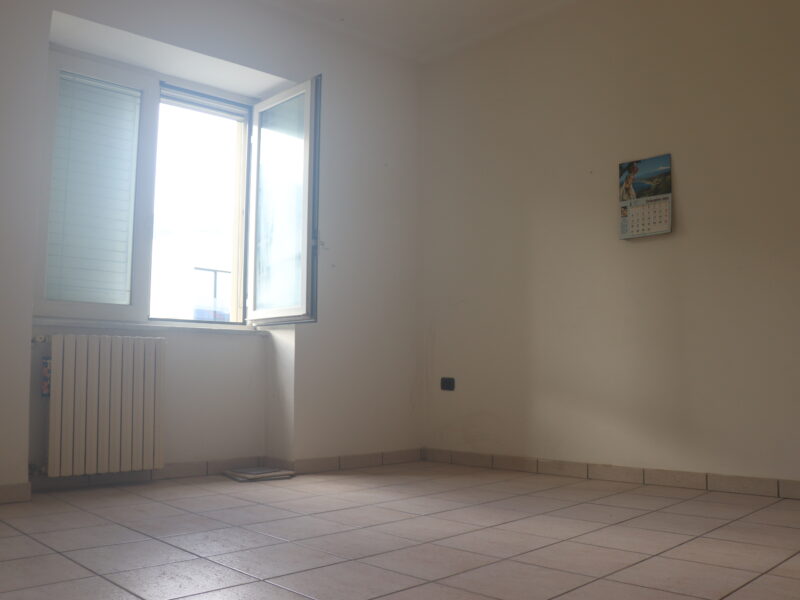 LIMATOLA (BN) - 48 APPARTAMENTO AL PRIMO PIANO