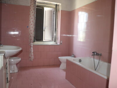 SANT'AGATA DE' GOTI (BN) - 266 CASA INDIPENDENTE CON TERRENO