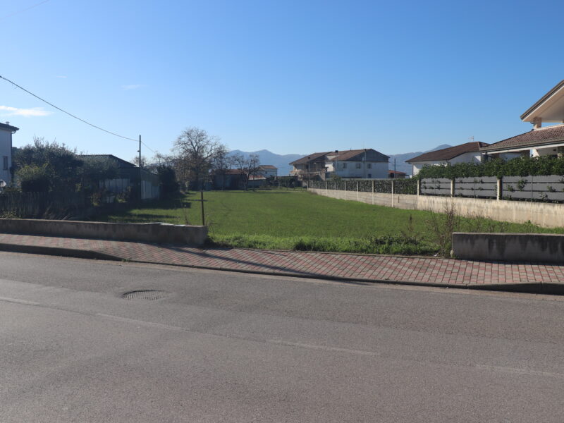 DUGENTA (BN) - 451 LOTTO DI TERRENO EDIFICABILE