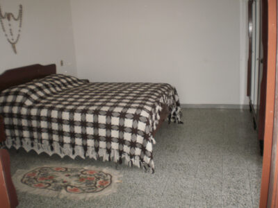 DUGENTA (BN) - 237 CASA COLONICA CON GIARDINO