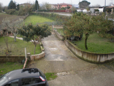 DUGENTA (BN) - 237 CASA COLONICA CON GIARDINO