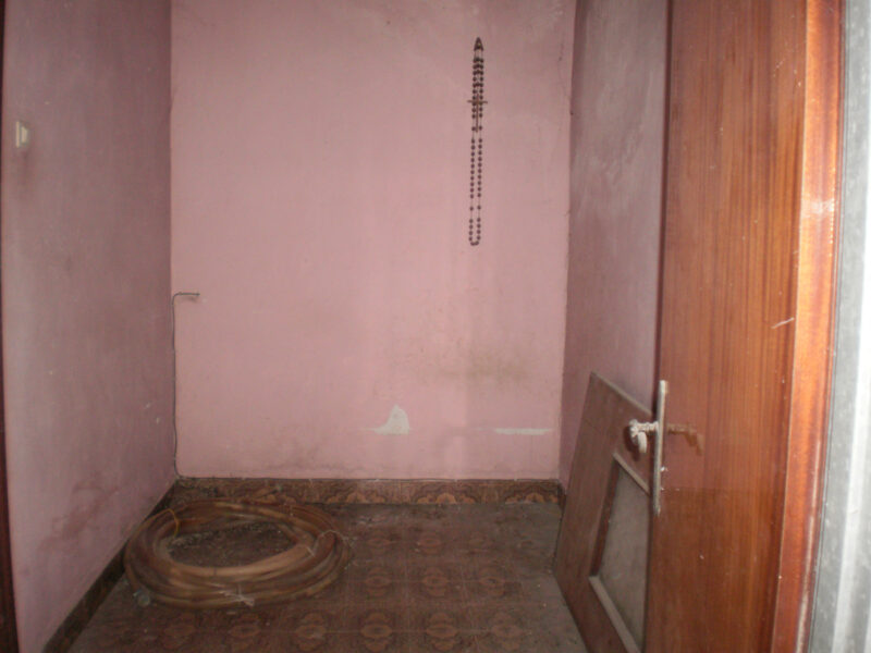 DUGENTA (BN) - 237 CASA COLONICA CON GIARDINO