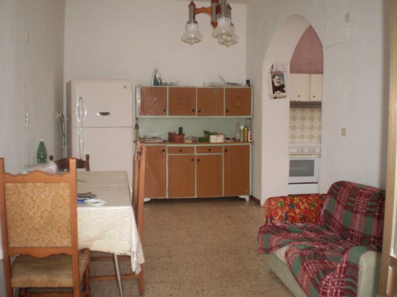 DUGENTA (BN) - 237 CASA COLONICA CON GIARDINO