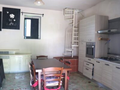 LIMATOLA (BN) - 1 MONOLOCALE SU DUE LIVELLI