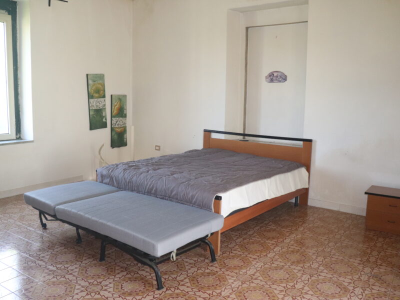 LIMATOLA (BN) - 1 MONOLOCALE SU DUE LIVELLI