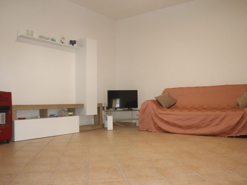 AMOROSI (BN) - 85 APPARTAMENTO AL PRIMO PIANO