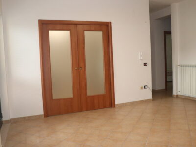 AMOROSI (BN) - 85 APPARTAMENTO AL PRIMO PIANO