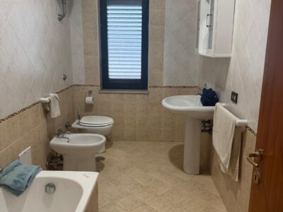 AMOROSI (BN) - 85 APPARTAMENTO AL PRIMO PIANO