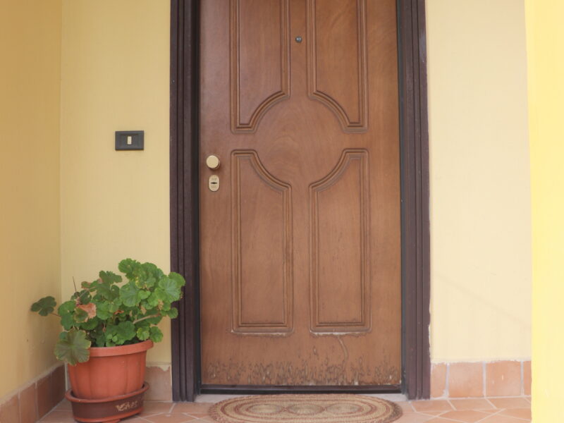 AMOROSI (BN) - 85 APPARTAMENTO AL PRIMO PIANO