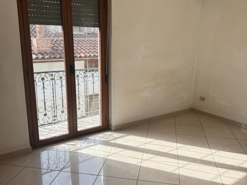 AMOROSI (BN) - 146 PALAZZOTTO IN ZONA CENTRALE