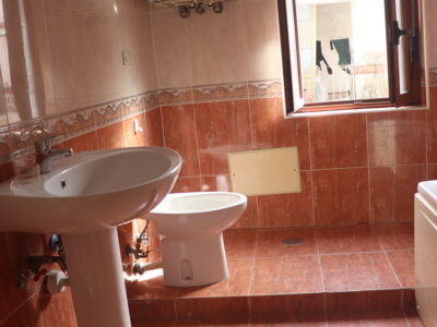 AMOROSI (BN) - 146 PALAZZOTTO IN ZONA CENTRALE