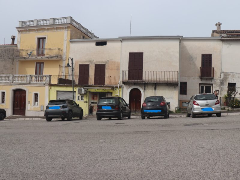 GIOIA SANNITICA (CE) - 131 PALAZZOTTO IN ZONA CENTRALE