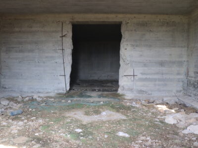 DUGENTA (BN) - 108 CAPANNONE CON TERRENO IN SPLENDIDA POSIZIONE