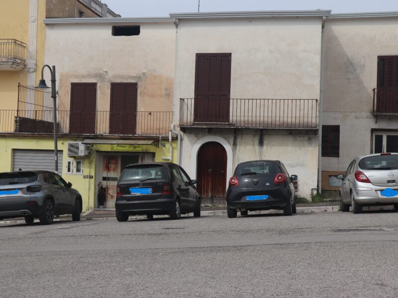 GIOIA SANNITICA (CE) - 131 PALAZZOTTO IN ZONA CENTRALE