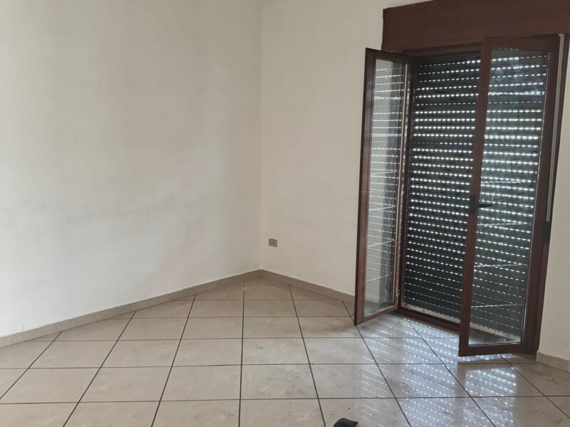 AMOROSI (BN) - 146 PALAZZOTTO IN ZONA CENTRALE