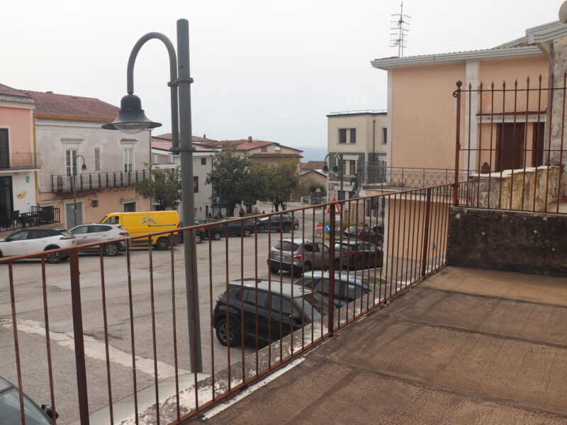 GIOIA SANNITICA (CE) - 131 PALAZZOTTO IN ZONA CENTRALE