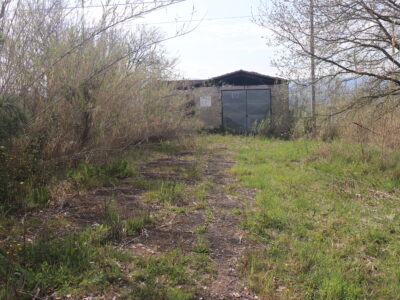 DUGENTA (BN) - 108 CAPANNONE CON TERRENO IN SPLENDIDA POSIZIONE