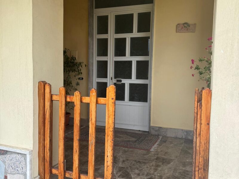 DUGENTA (BN) - 92 APPARTAMENTO ARREDATO CON GIARDINO
