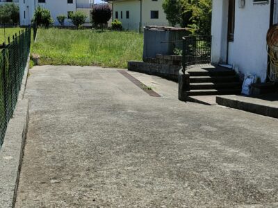 DUGENTA (BN) - 154 STABILE INDIPENDENTE CON TERRENO