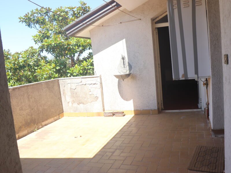 MELIZZANO (BN)- 133 NUDA PROPRIETA' DI UN FABBRICATO CON GIARDINO
