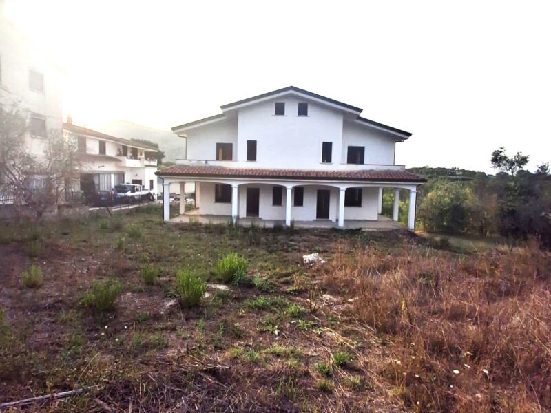 S.AGATA DE' GOTI (BN) - 173 VILLETTA DI NUOVA COSTRUZIONE CON GIARDINO